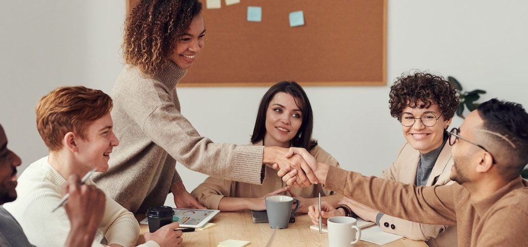 Five Problem-solving Tactics to Turn B2B Prospects into Buyers